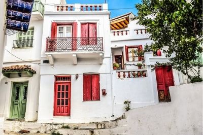 Vue des maisons de Skopelos en Grèce,